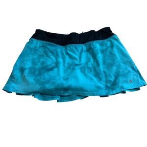 Lululemon Women's Pace Rival Tie Dye Skirt Skort Blue Size 8 Golf Tennis